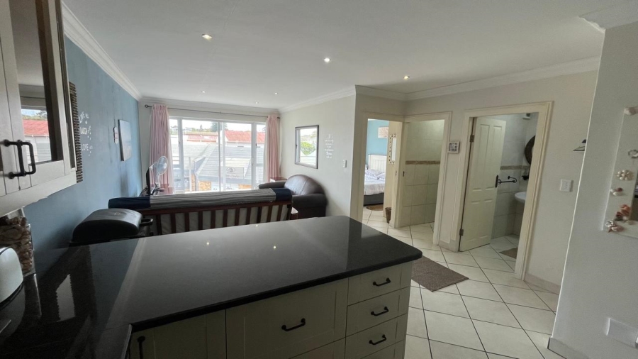 2 Bedroom Property for Sale in Jeffreys Bay Central Eastern Cape